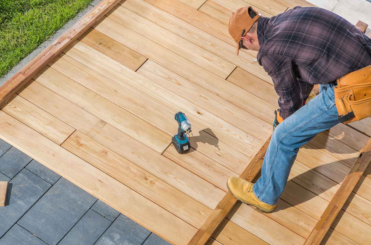 Deck construction in Toronto