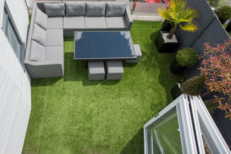 Beyond the Lawn: Innovative Uses for Artificial Grass