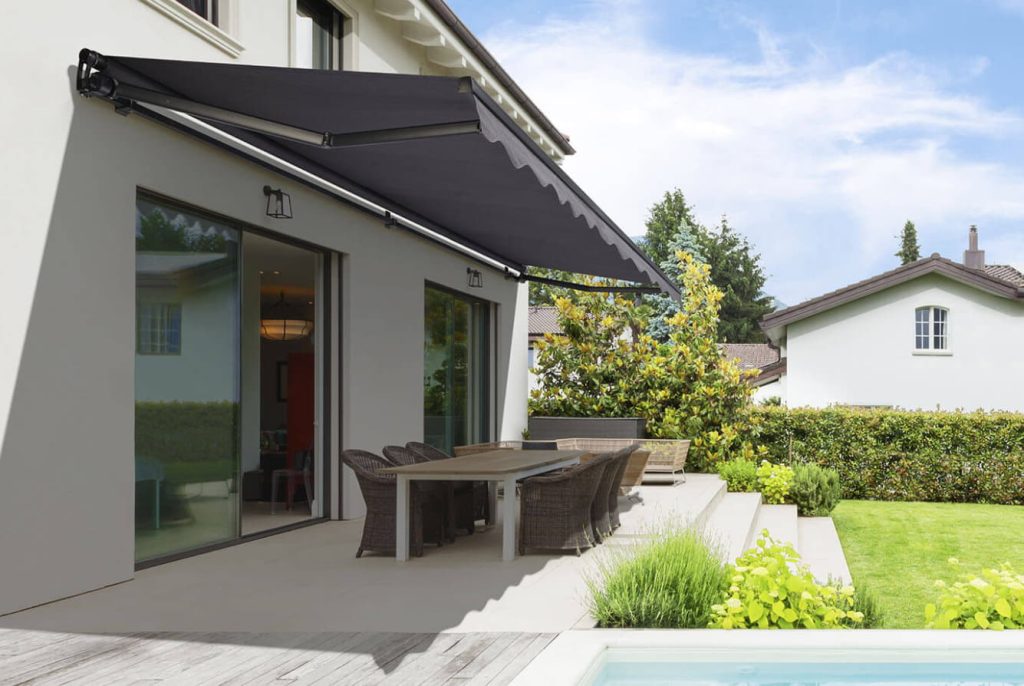 Reasons to Opt for Retractable Folding Arm Awnings in Sydney