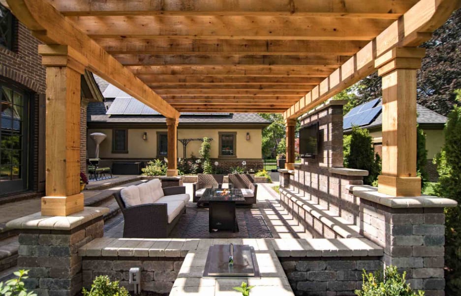 Custom Outdoor Pergolas: Turn Your Backyard into a Personal Paradise