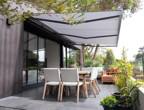 folding arm shade